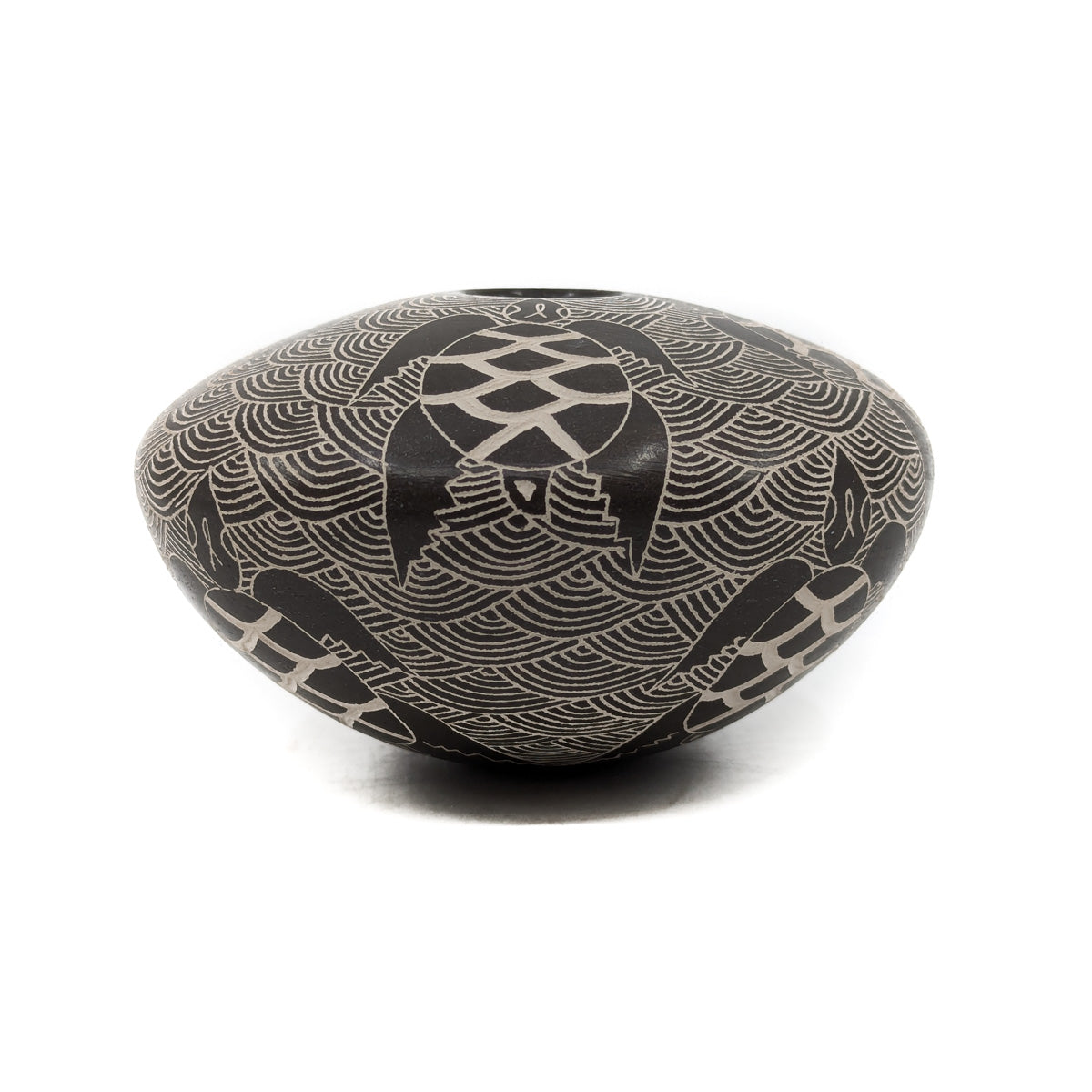 Incised Sea Turtle Seed Pot