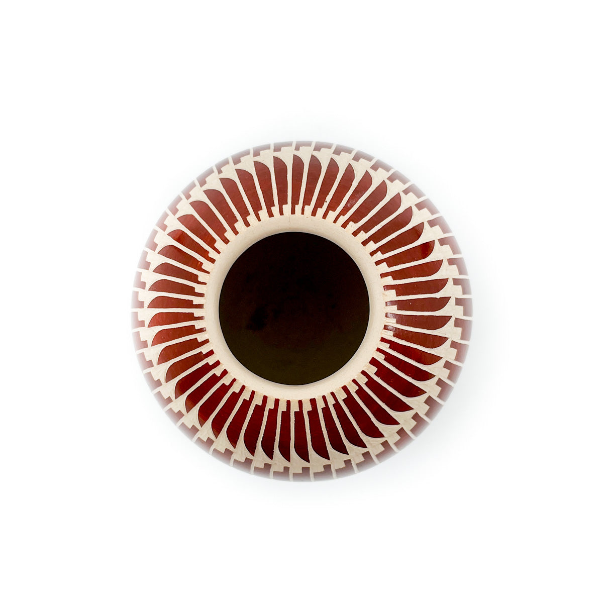 Highly Polished Pot with Feather Pattern